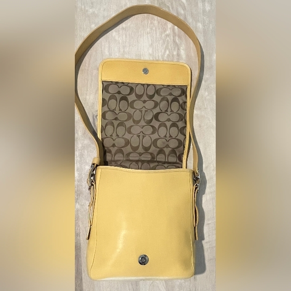 Vintage Coach Yellow Leather Legacy Flex Studio Shoulder Bag #9335 EUC - Picture 10 of 16